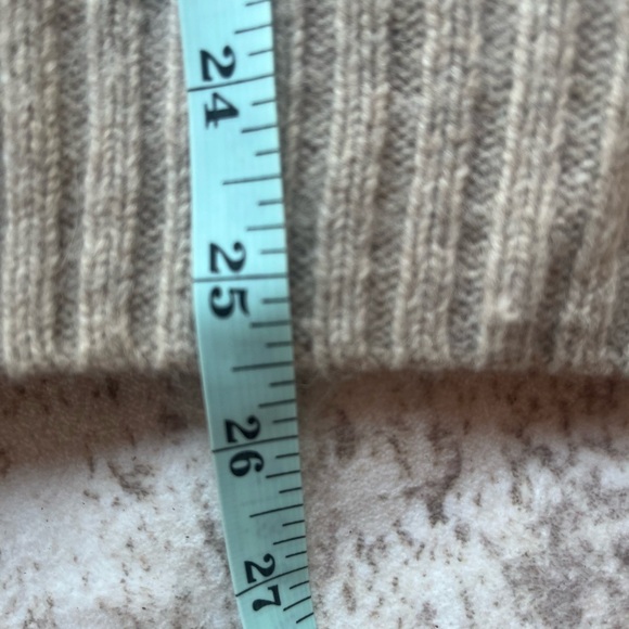 Zara Cream Wool High Neck Sweater Size Large - Picture 9 of 9